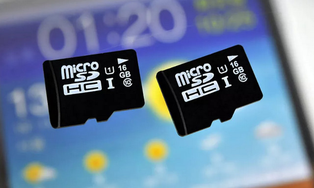 منع شركة هواوي من استخدام بطاقات الذاكرة microSD رسميًا في هواتفها